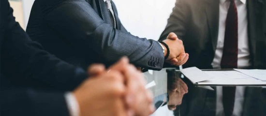 Exonération des plus-values de cession d’une SCP pour départ à la retraite : gare aux délais !
