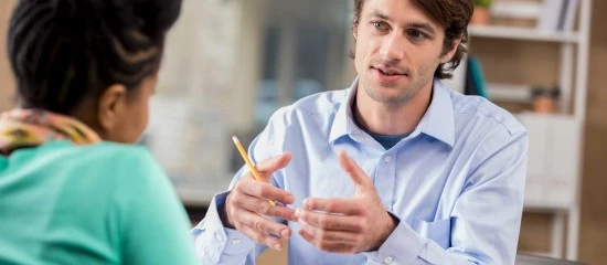 Le franchiseur doit-il alerter le franchisé lorsque son prévisionnel est trop optimiste ?