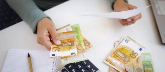 Refacturation de quote-part de primes d’assurance de groupe : quid de la TVA ?