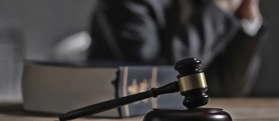 Entreprise en redressement judiciaire : les poursuites individuelles s’arrêtent