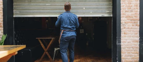 Manquements aux obligations d’un bail commercial et suspension d’une clause résolutoire