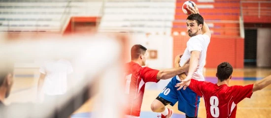 Sport : CDD de sportif professionnel et indemnité de fin de contrat