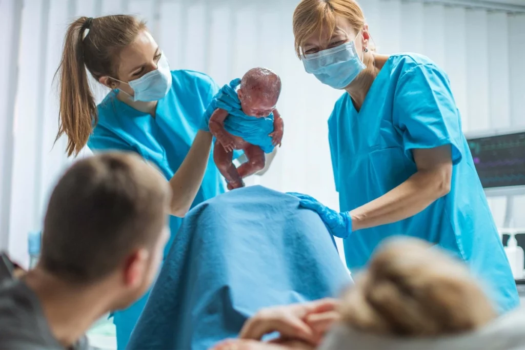 Sages-femmes : le Conseil national de l’Ordre lance une plate-forme participative