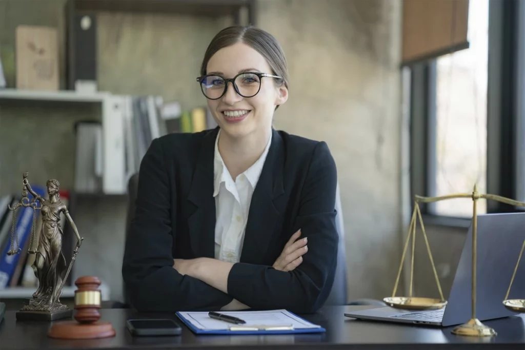 Avocats : exonération de CFE pour les jeunes avocats